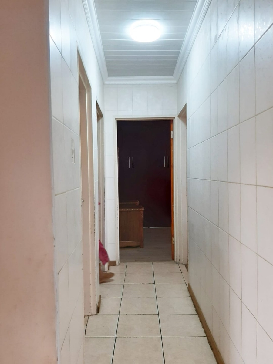4 Bedroom Property for Sale in Mdantsane Nu 17 Eastern Cape